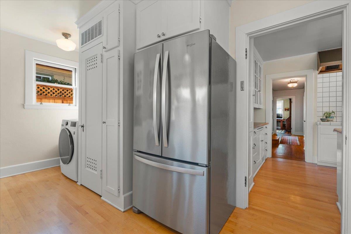 Detail Gallery Image 16 of 42 For 503 Van Ness Ave, Santa Cruz,  CA 95060 - 4 Beds | 2 Baths