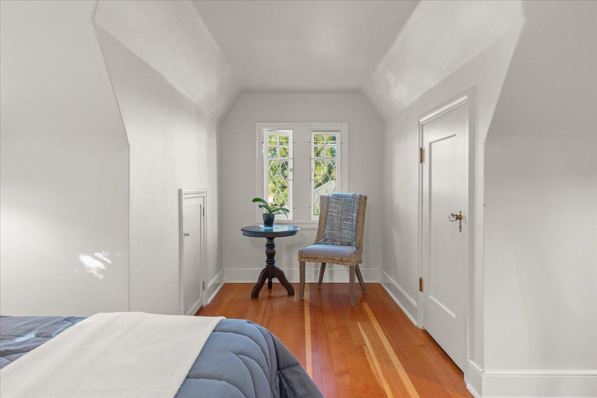 Detail Gallery Image 21 of 42 For 503 Van Ness Ave, Santa Cruz,  CA 95060 - 4 Beds | 2 Baths