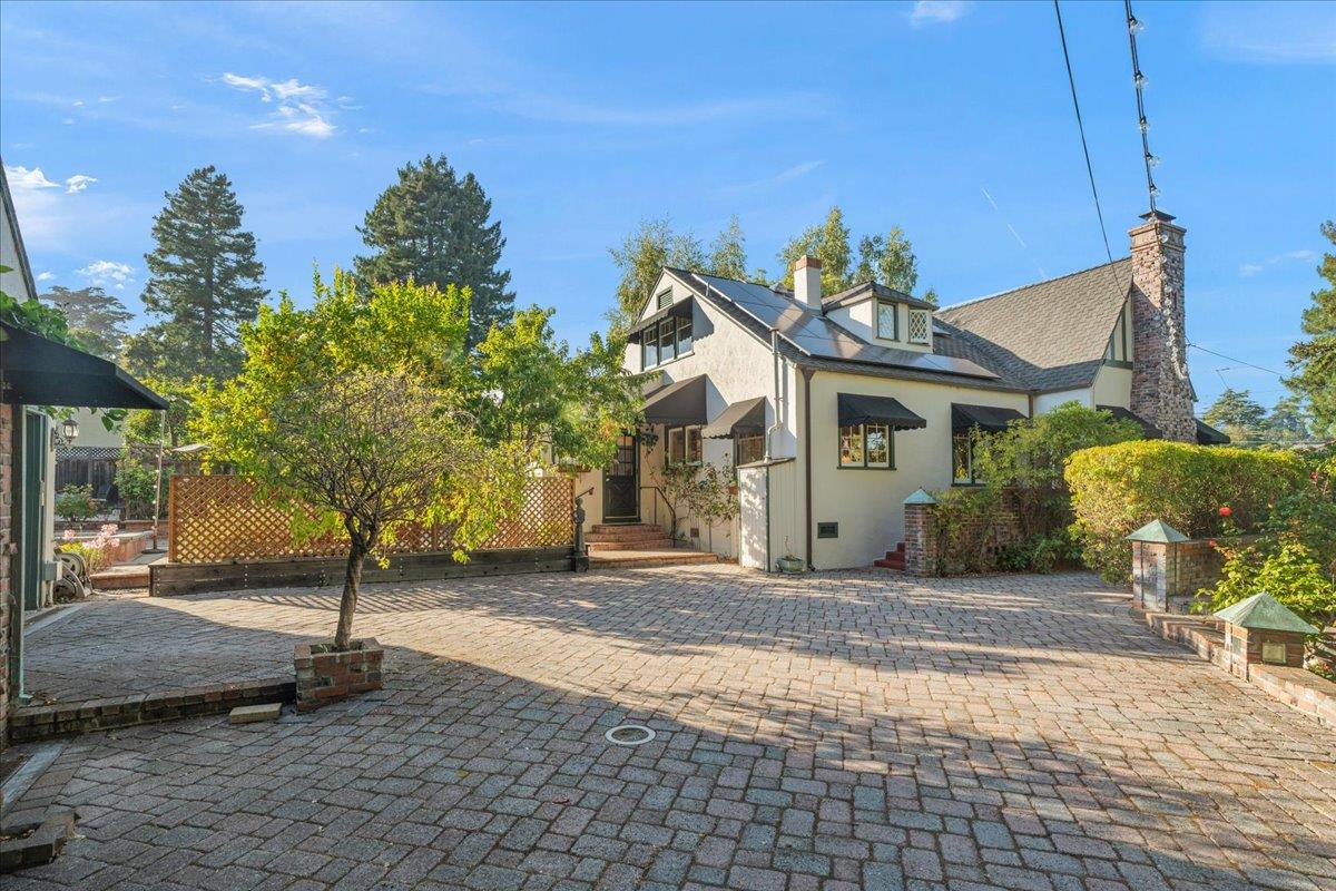 Detail Gallery Image 27 of 42 For 503 Van Ness Ave, Santa Cruz,  CA 95060 - 4 Beds | 2 Baths