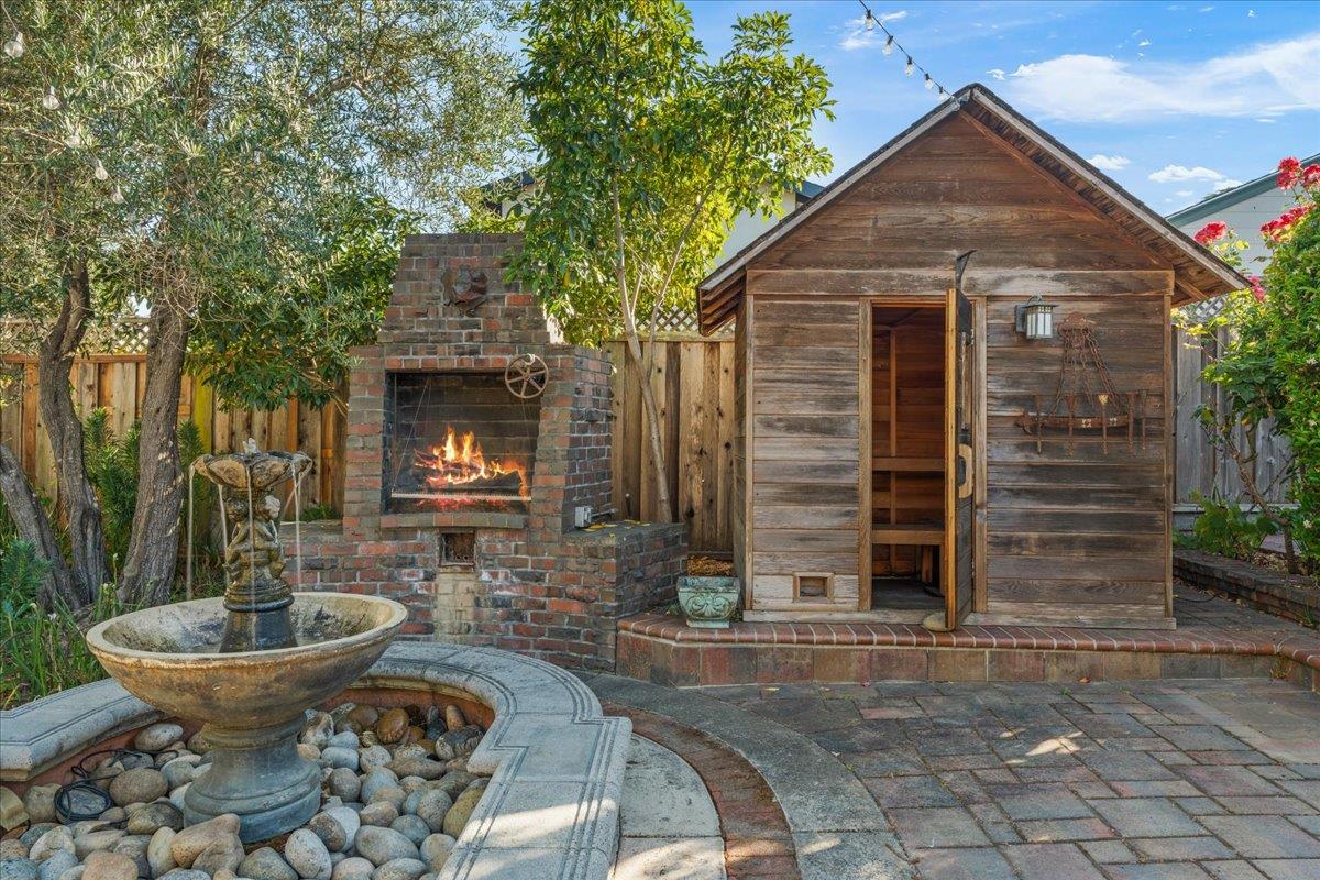 Detail Gallery Image 33 of 42 For 503 Van Ness Ave, Santa Cruz,  CA 95060 - 4 Beds | 2 Baths