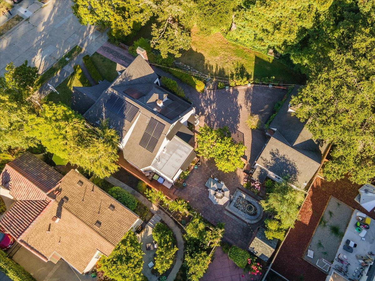 Detail Gallery Image 39 of 42 For 503 Van Ness Ave, Santa Cruz,  CA 95060 - 4 Beds | 2 Baths