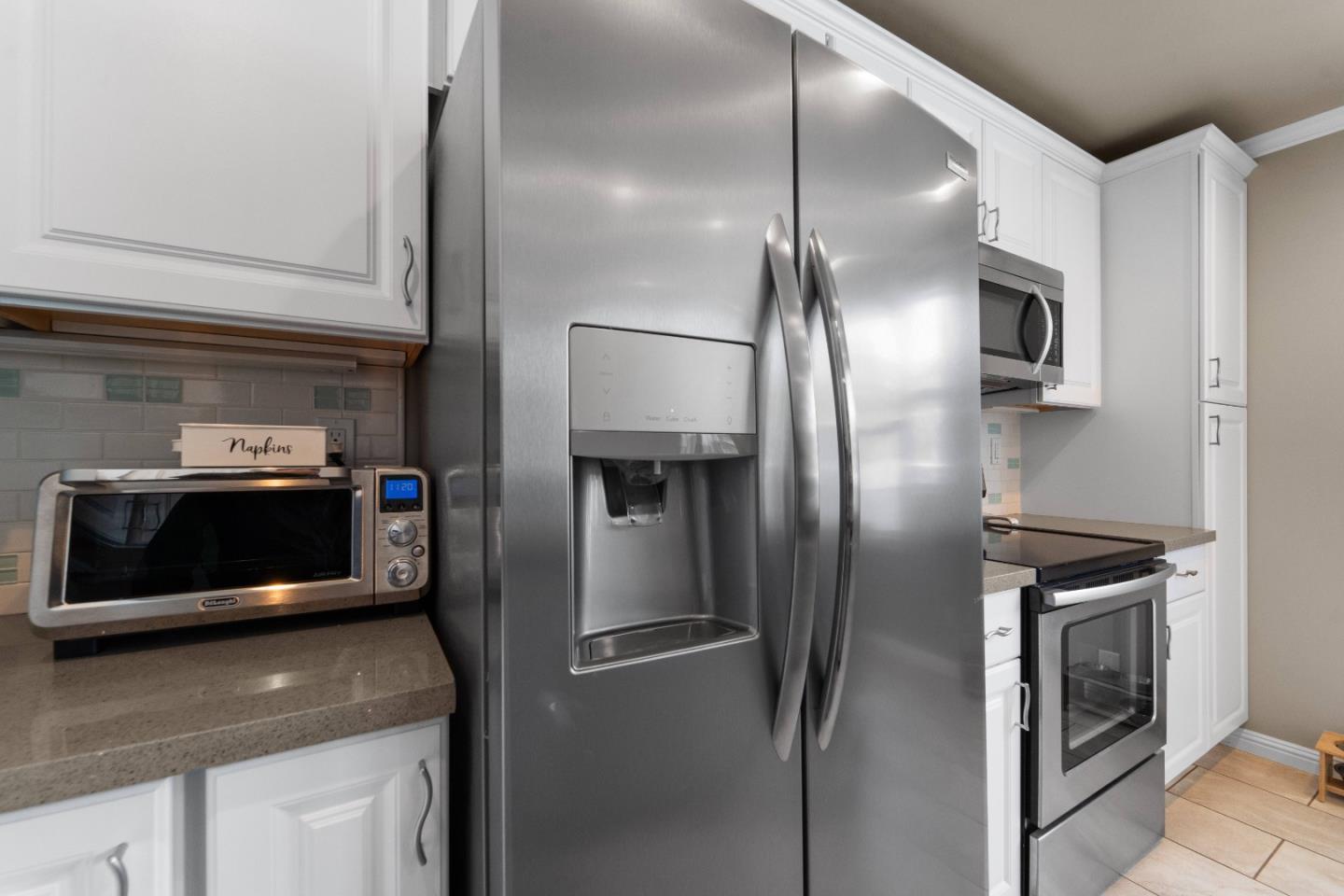 Detail Gallery Image 19 of 91 For 107 Park Pl, Capitola,  CA 95010 - – Beds | – Baths