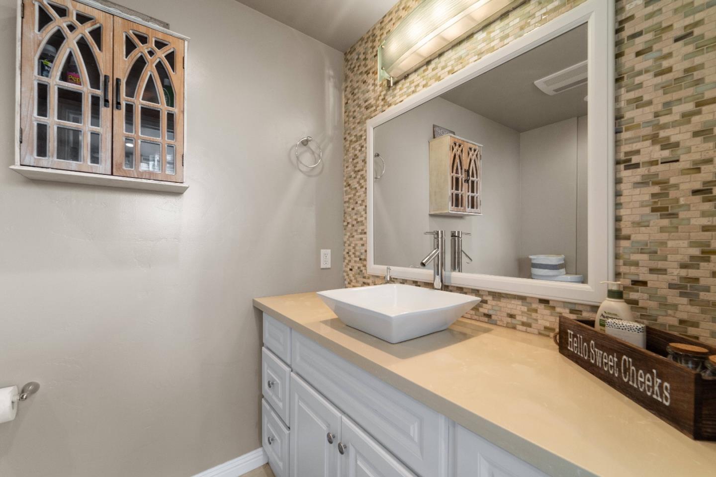 Detail Gallery Image 20 of 91 For 107 Park Pl, Capitola,  CA 95010 - – Beds | – Baths