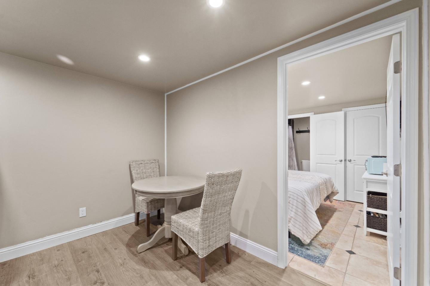 Detail Gallery Image 28 of 91 For 107 Park Pl, Capitola,  CA 95010 - – Beds | – Baths