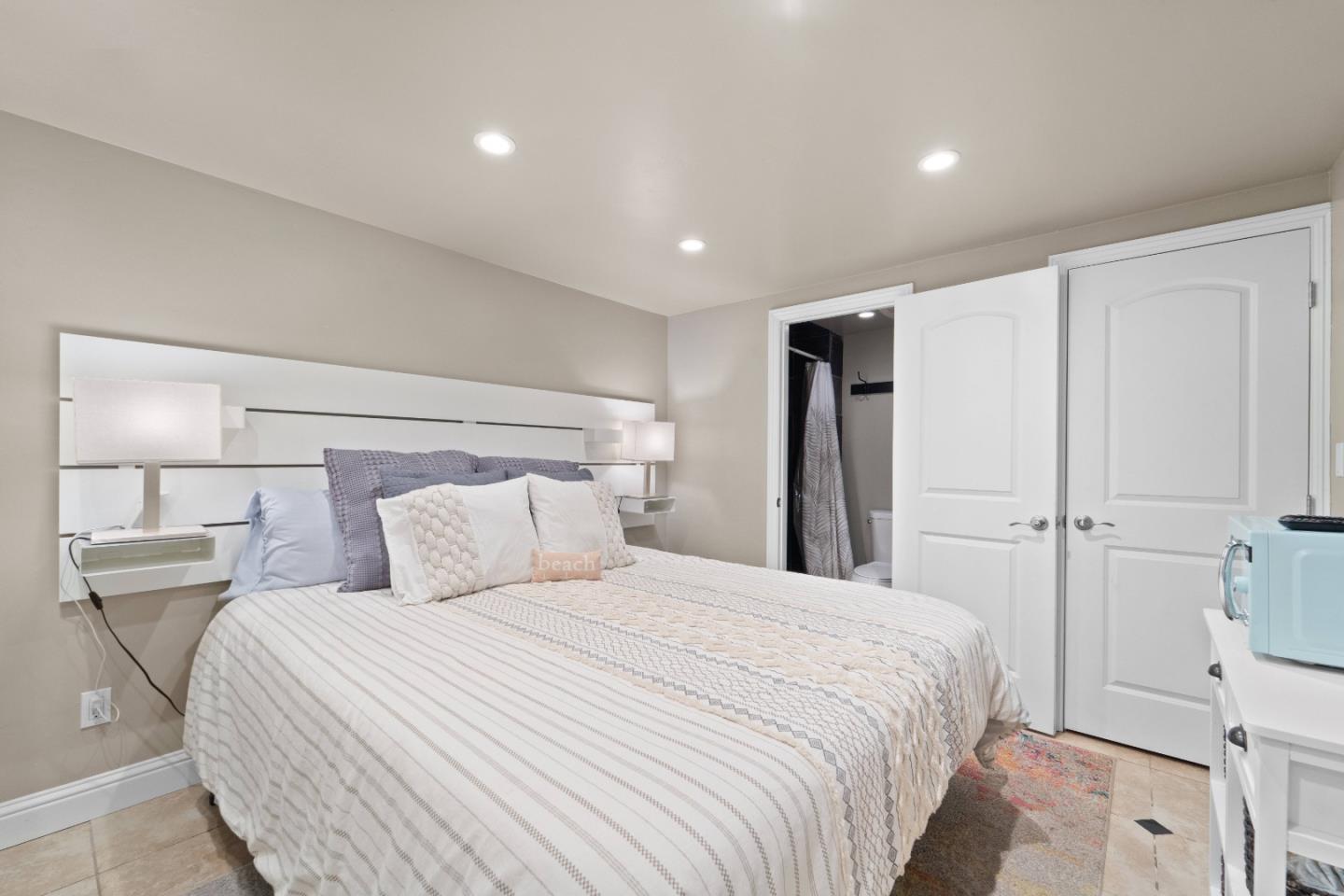 Detail Gallery Image 29 of 91 For 107 Park Pl, Capitola,  CA 95010 - – Beds | – Baths