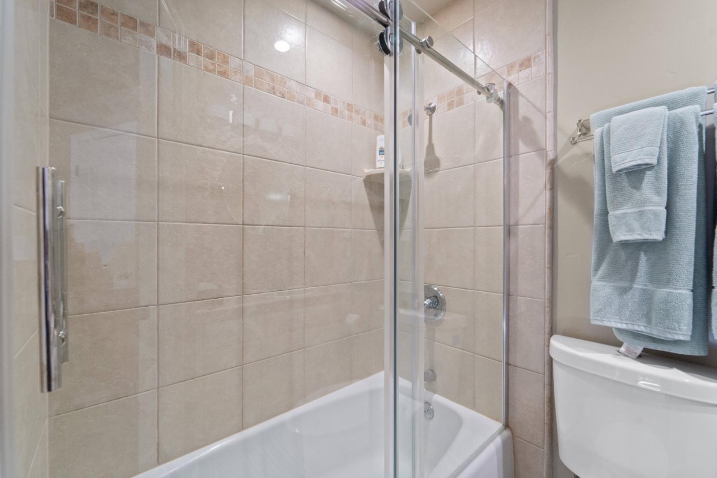 Detail Gallery Image 32 of 91 For 107 Park Pl, Capitola,  CA 95010 - – Beds | – Baths