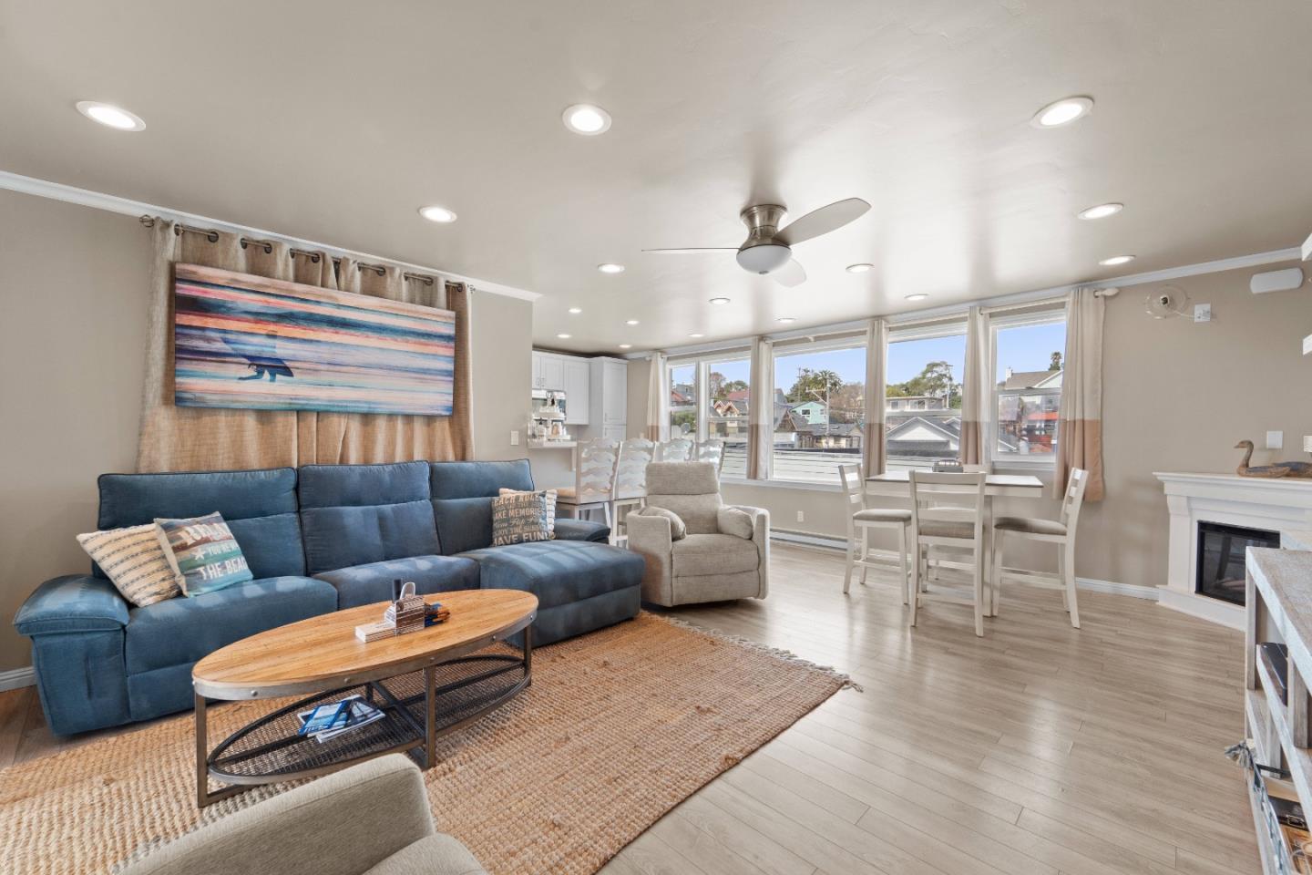 Detail Gallery Image 33 of 91 For 107 Park Pl, Capitola,  CA 95010 - – Beds | – Baths