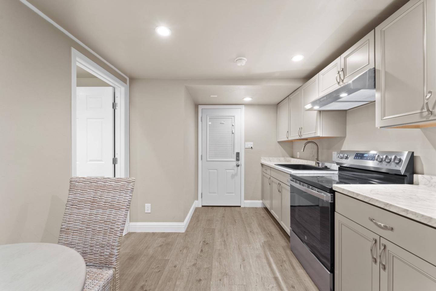 Detail Gallery Image 46 of 91 For 107 Park Pl, Capitola,  CA 95010 - – Beds | – Baths