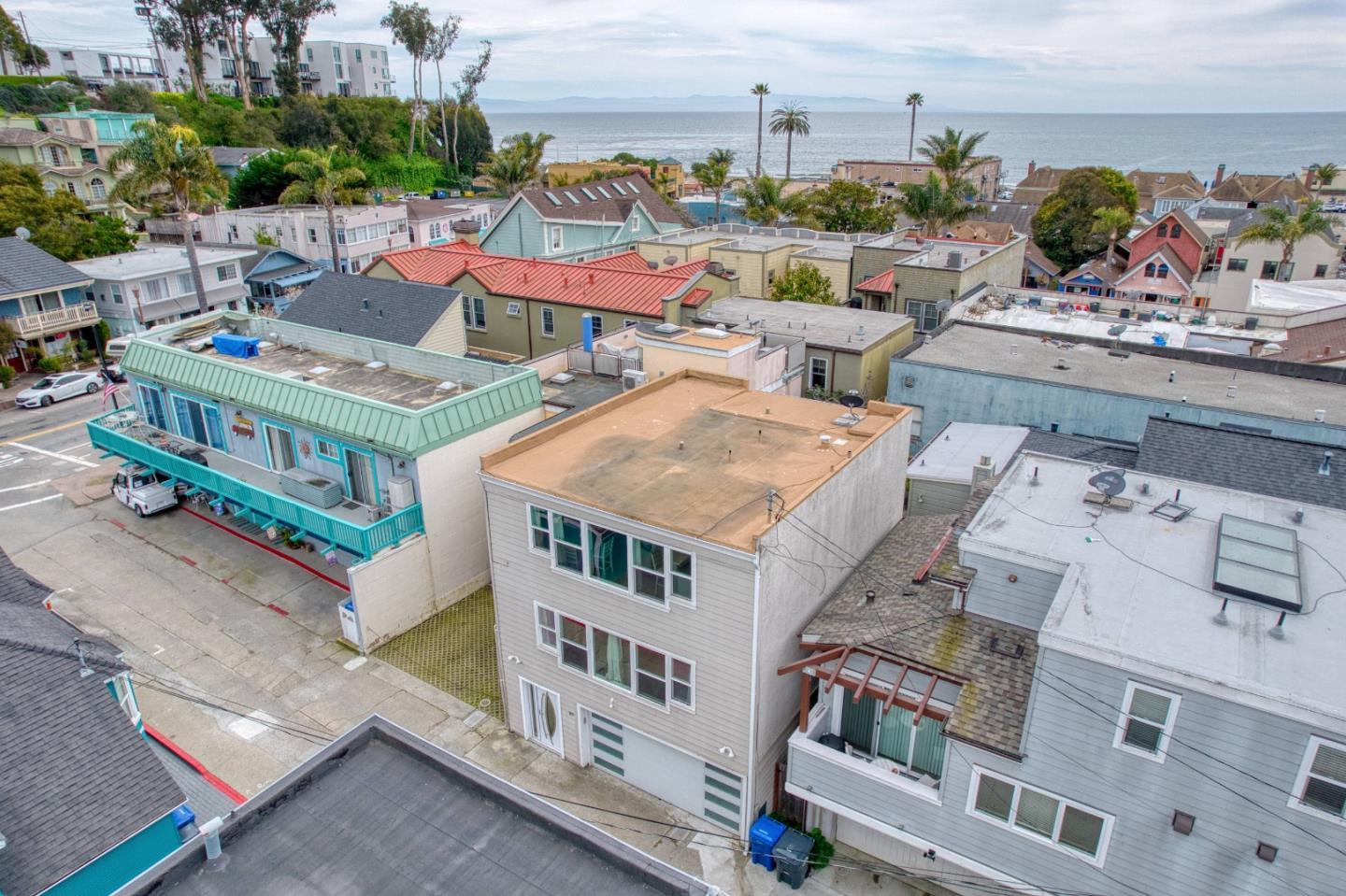 Detail Gallery Image 57 of 91 For 107 Park Pl, Capitola,  CA 95010 - – Beds | – Baths