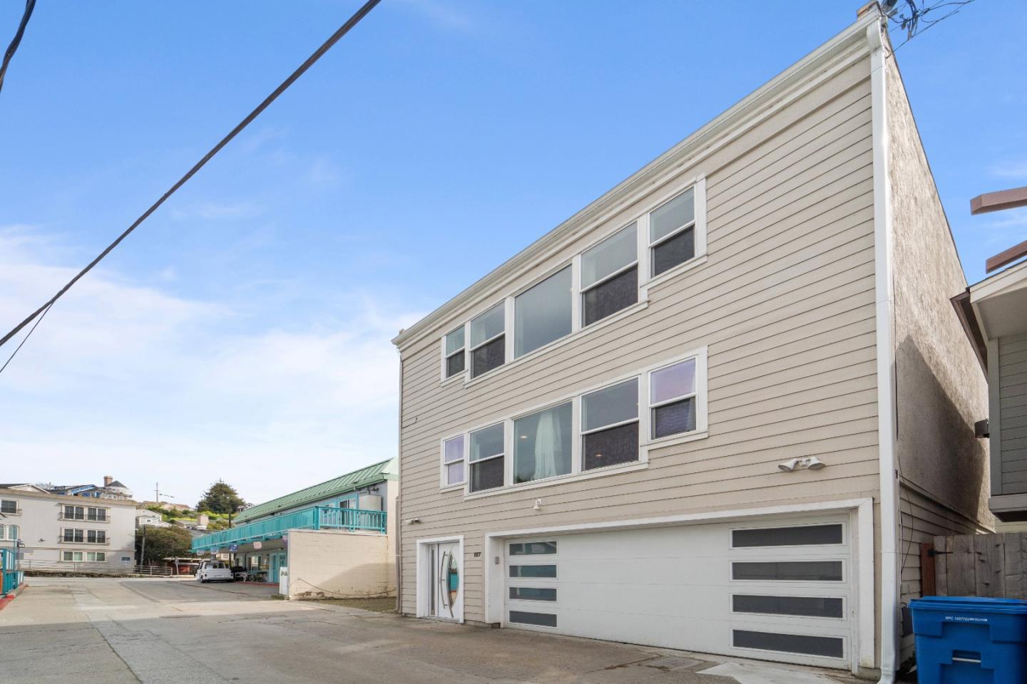 Detail Gallery Image 6 of 91 For 107 Park Pl, Capitola,  CA 95010 - – Beds | – Baths