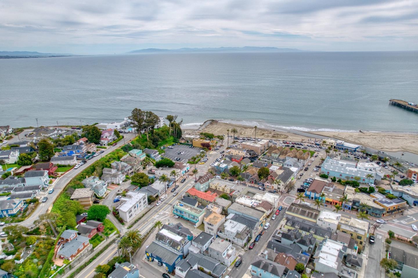 Detail Gallery Image 70 of 91 For 107 Park Pl, Capitola,  CA 95010 - – Beds | – Baths