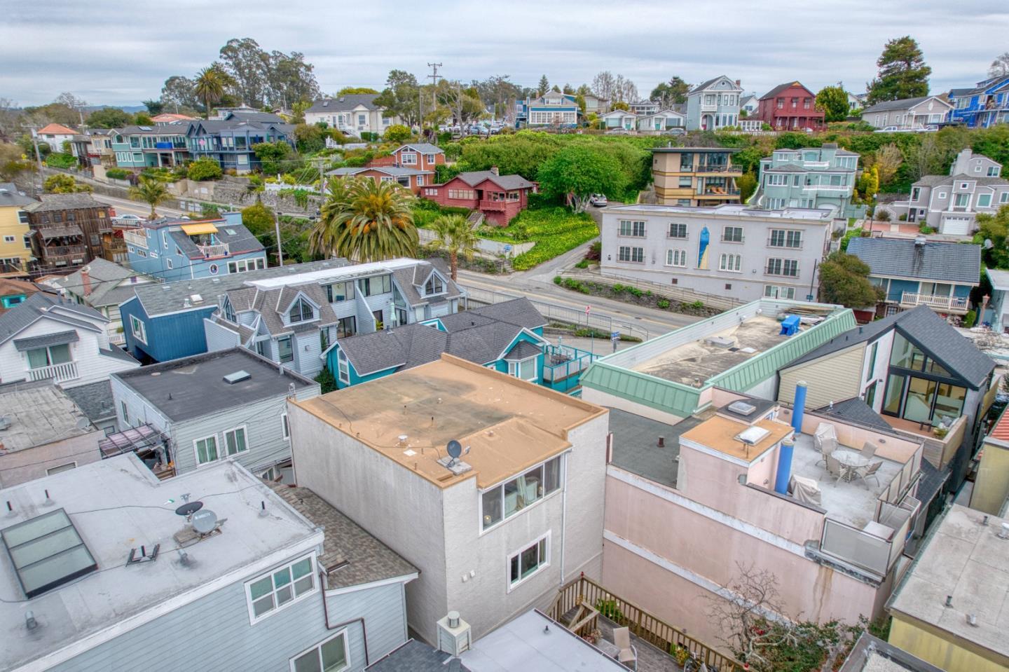 Detail Gallery Image 77 of 91 For 107 Park Pl, Capitola,  CA 95010 - – Beds | – Baths