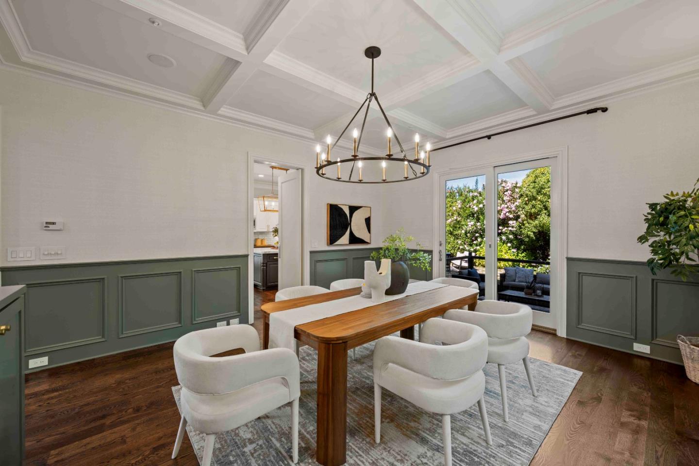 Detail Gallery Image 13 of 62 For 629 Lombardy Way, Redwood City,  CA 94062 - 5 Beds | 4/1 Baths
