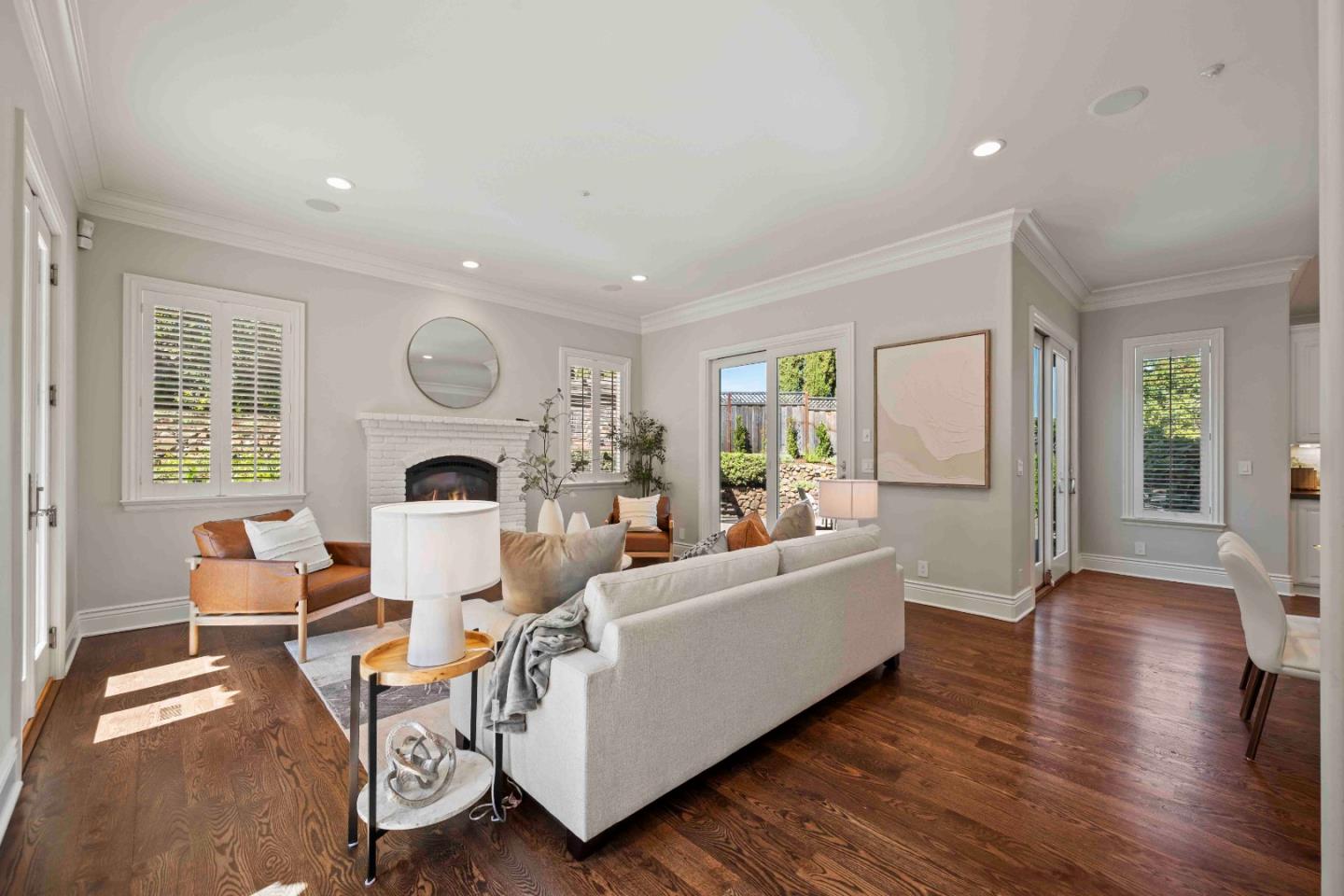 Detail Gallery Image 32 of 62 For 629 Lombardy Way, Redwood City,  CA 94062 - 5 Beds | 4/1 Baths