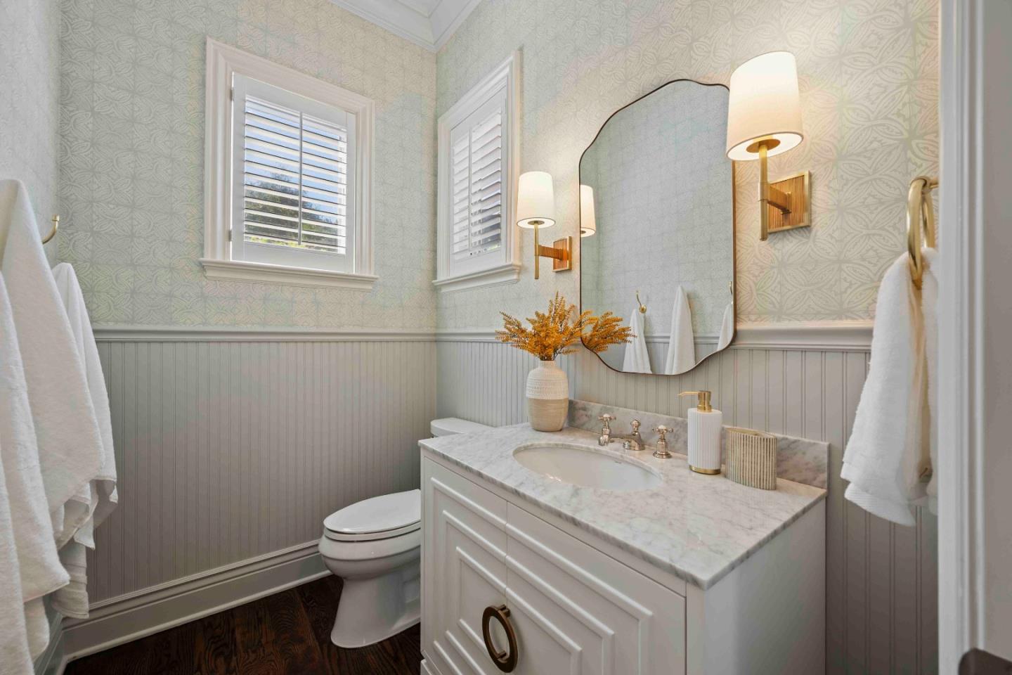 Detail Gallery Image 35 of 62 For 629 Lombardy Way, Redwood City,  CA 94062 - 5 Beds | 4/1 Baths