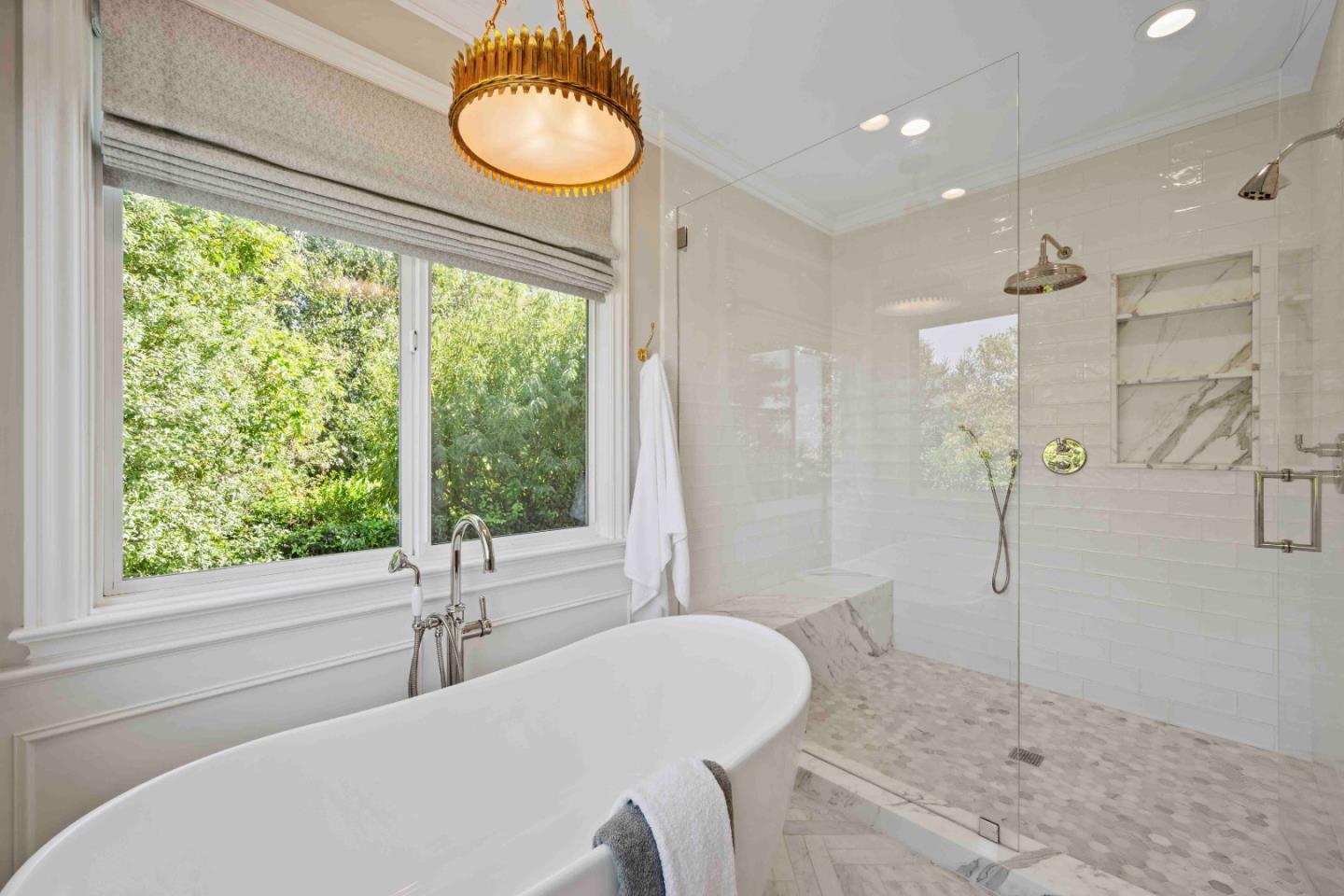 Detail Gallery Image 42 of 62 For 629 Lombardy Way, Redwood City,  CA 94062 - 5 Beds | 4/1 Baths