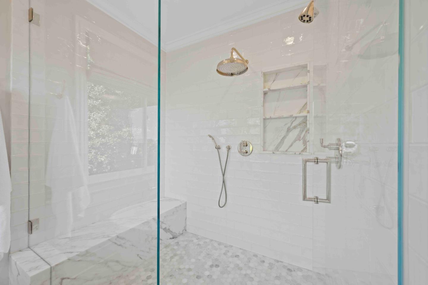 Detail Gallery Image 43 of 62 For 629 Lombardy Way, Redwood City,  CA 94062 - 5 Beds | 4/1 Baths