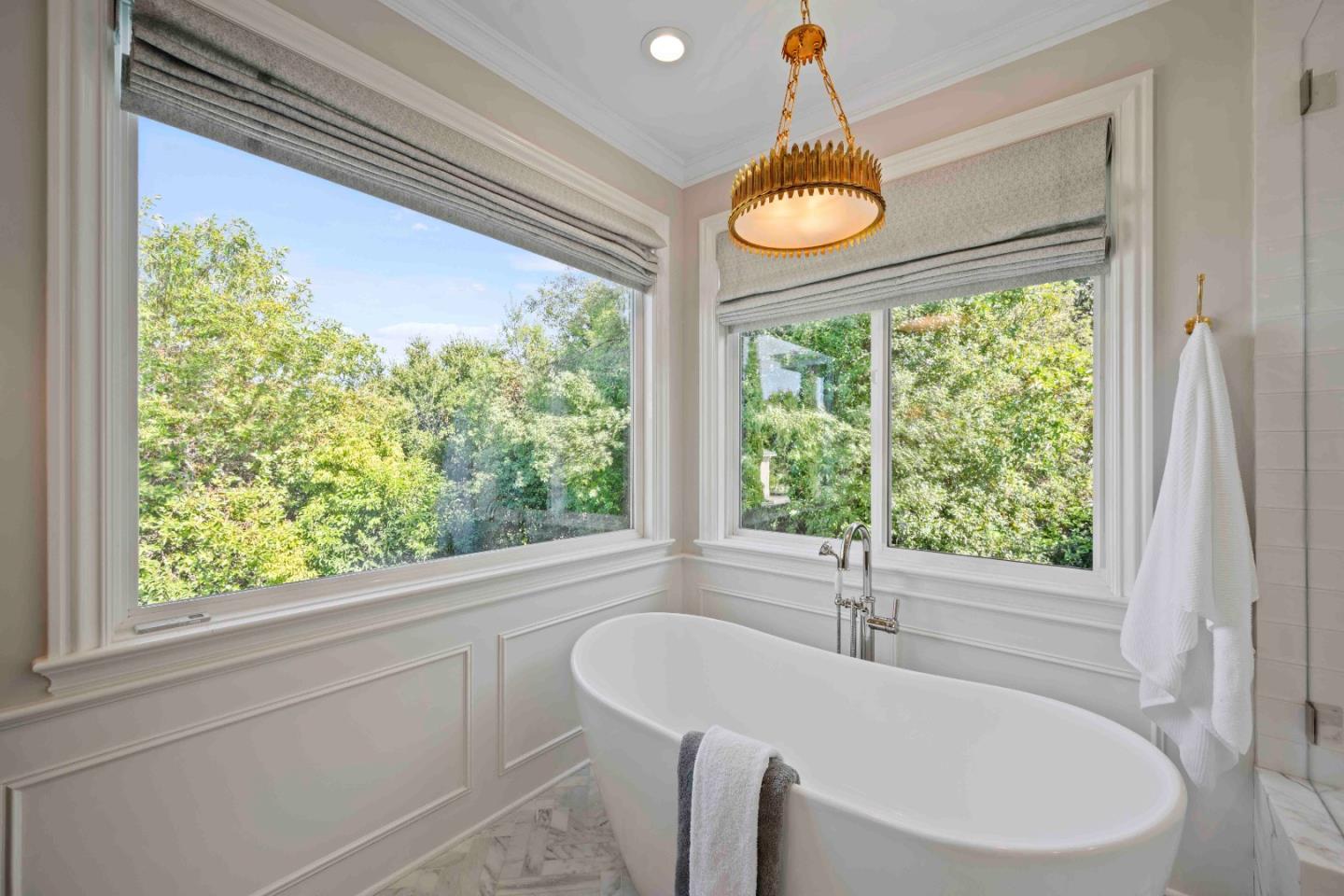 Detail Gallery Image 46 of 62 For 629 Lombardy Way, Redwood City,  CA 94062 - 5 Beds | 4/1 Baths