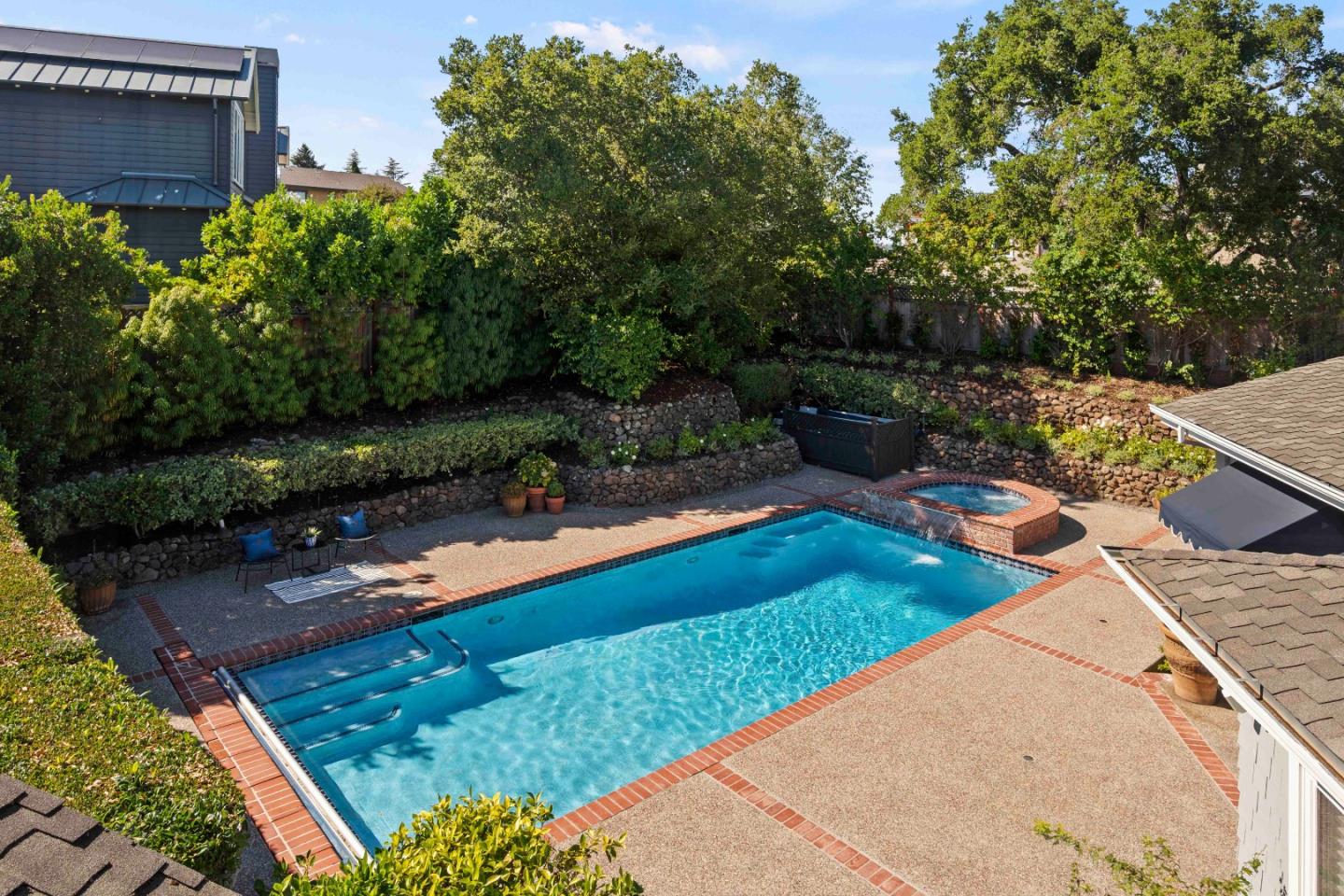 Detail Gallery Image 49 of 62 For 629 Lombardy Way, Redwood City,  CA 94062 - 5 Beds | 4/1 Baths