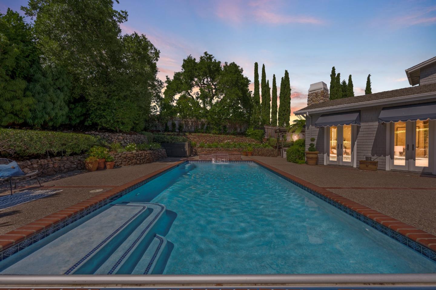 Detail Gallery Image 50 of 62 For 629 Lombardy Way, Redwood City,  CA 94062 - 5 Beds | 4/1 Baths