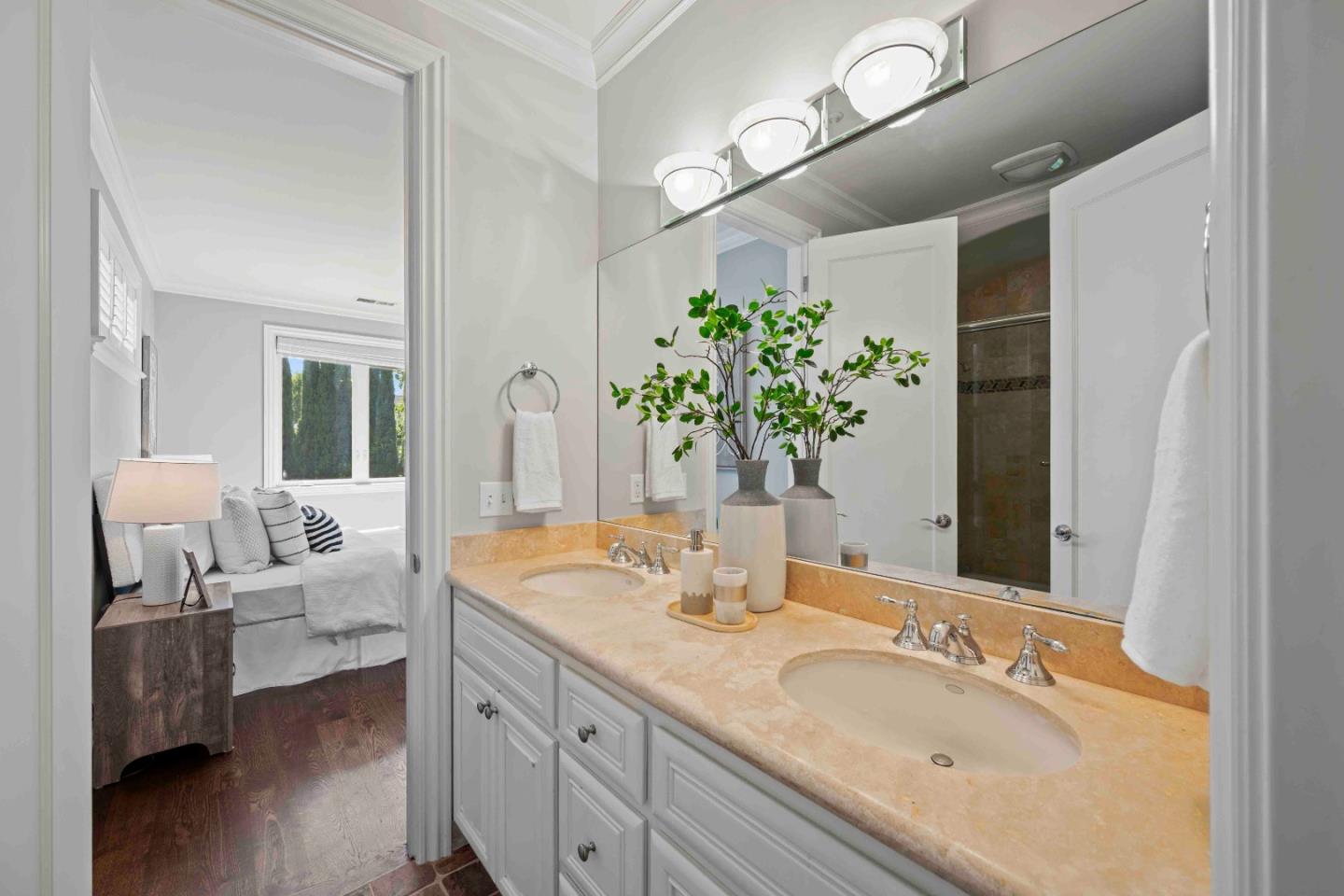 Detail Gallery Image 54 of 62 For 629 Lombardy Way, Redwood City,  CA 94062 - 5 Beds | 4/1 Baths