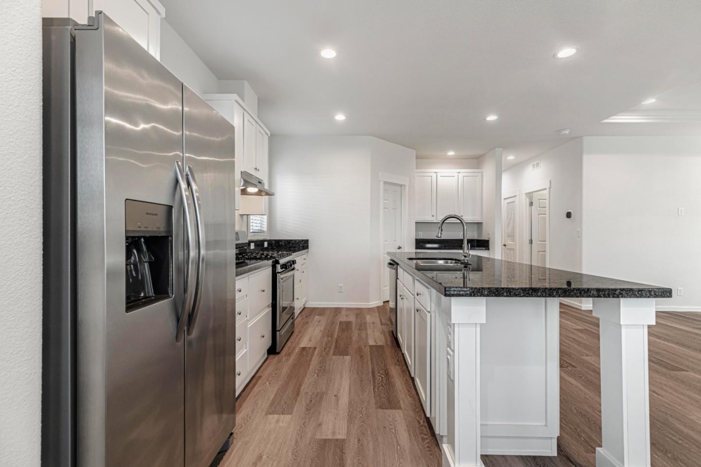 Detail Gallery Image 10 of 31 For 510 Saddlebrook Dr #315,  San Jose,  CA 95136 - 3 Beds | 2 Baths