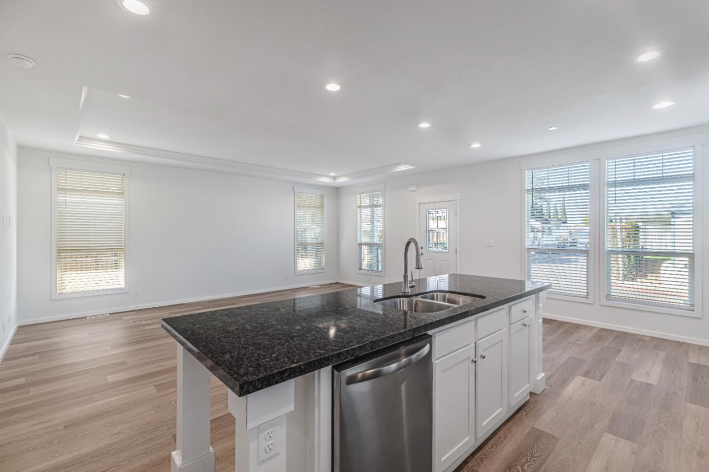 Detail Gallery Image 12 of 31 For 510 Saddlebrook Dr #315,  San Jose,  CA 95136 - 3 Beds | 2 Baths