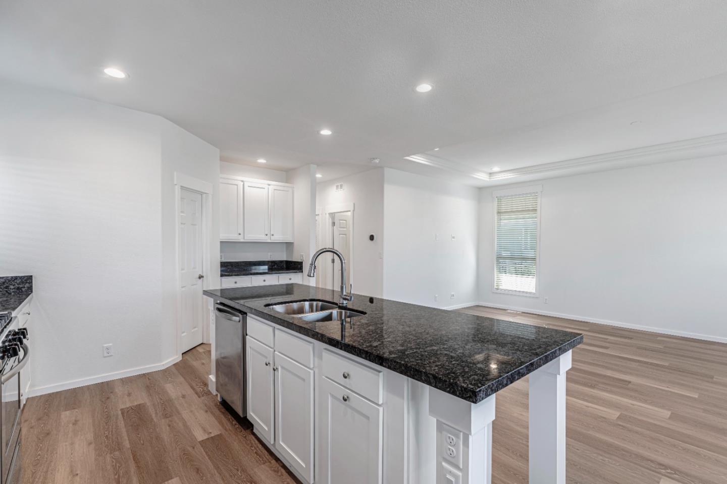 Detail Gallery Image 13 of 31 For 510 Saddlebrook Dr #315,  San Jose,  CA 95136 - 3 Beds | 2 Baths