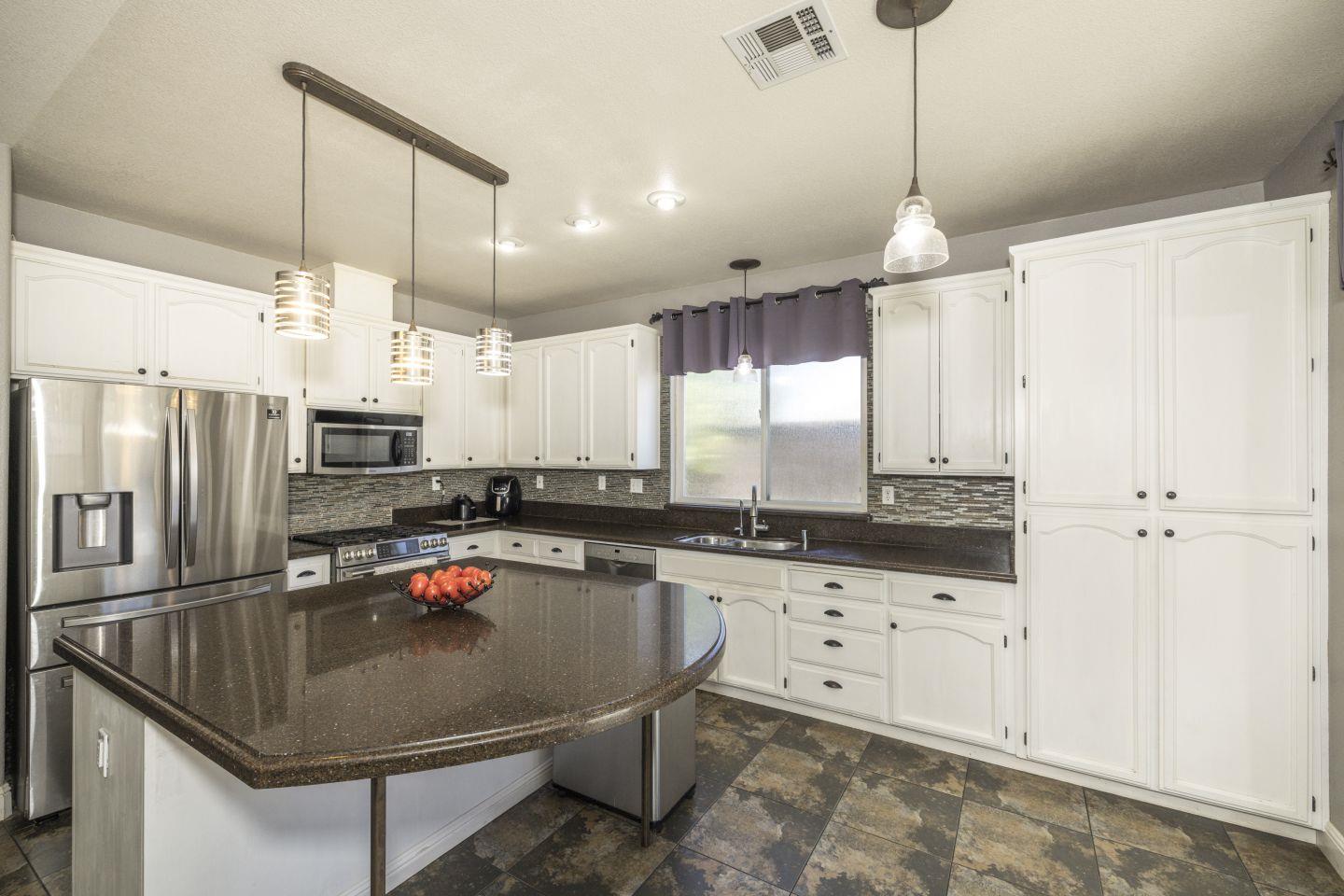 Detail Gallery Image 6 of 33 For 900 Orchid Ct, Brentwood,  CA 94513 - 4 Beds | 3 Baths