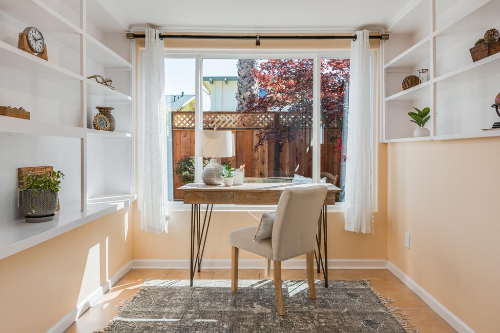 Detail Gallery Image 9 of 34 For 103 Winfield Way, Aptos,  CA 95003 - 3 Beds | 2 Baths