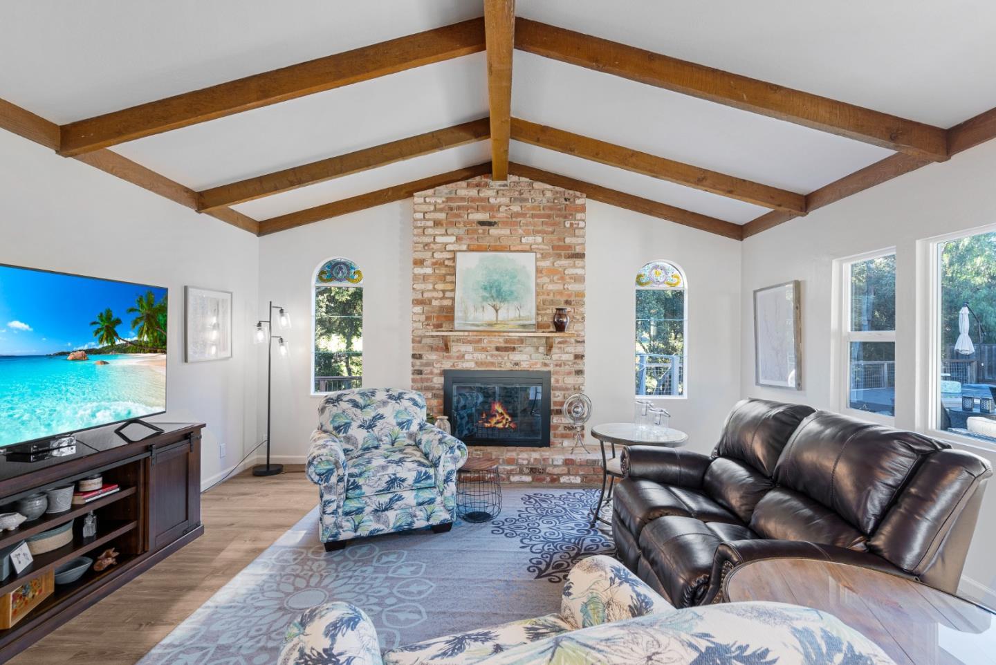 Detail Gallery Image 10 of 78 For 120 Marks Dr, Hollister,  CA 95023 - 2 Beds | 2 Baths