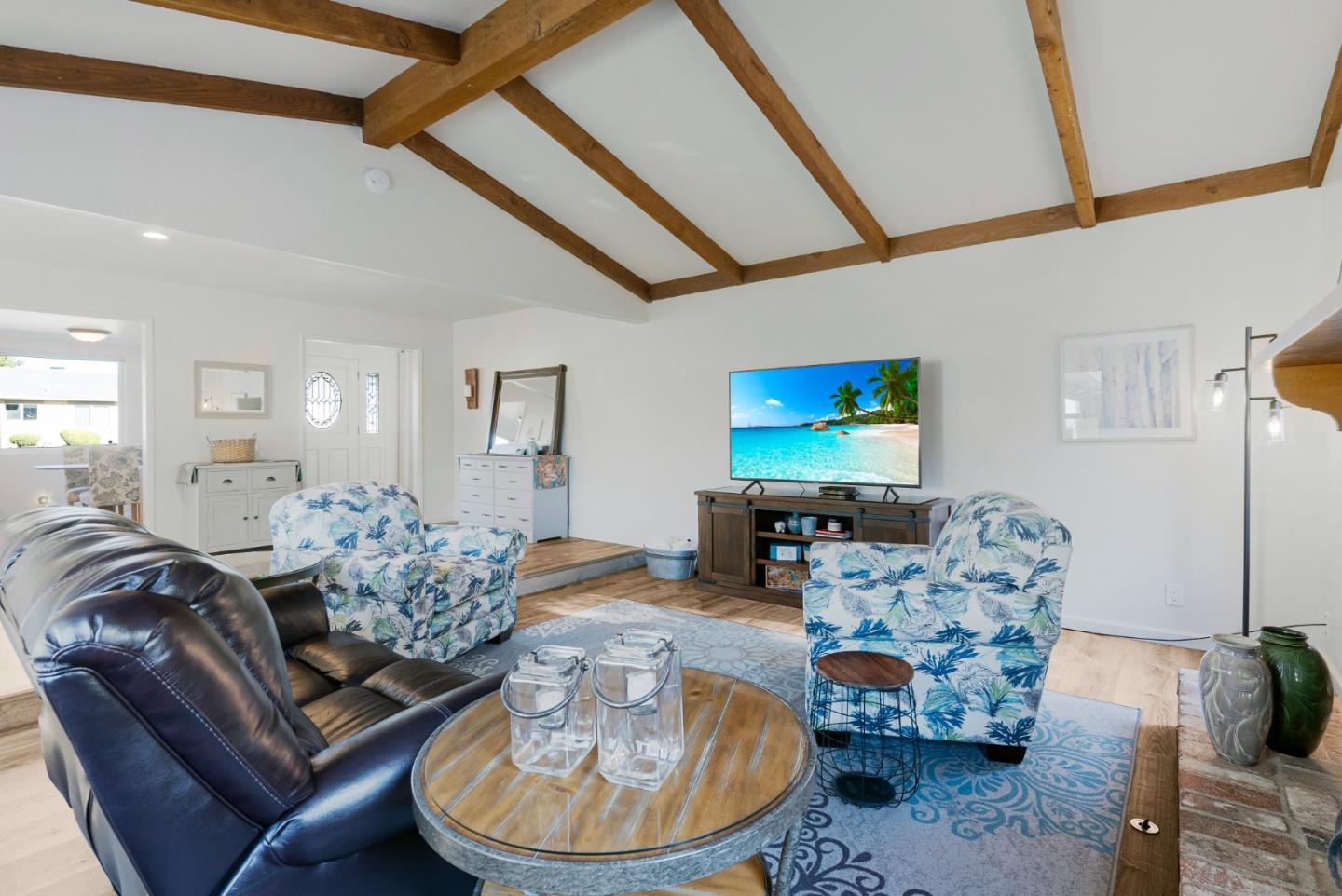Detail Gallery Image 12 of 78 For 120 Marks Dr, Hollister,  CA 95023 - 2 Beds | 2 Baths