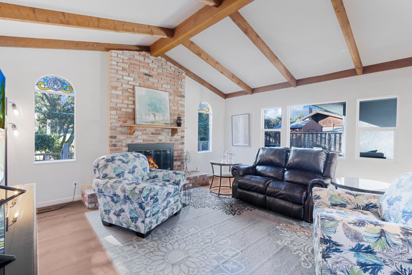 Detail Gallery Image 14 of 78 For 120 Marks Dr, Hollister,  CA 95023 - 2 Beds | 2 Baths