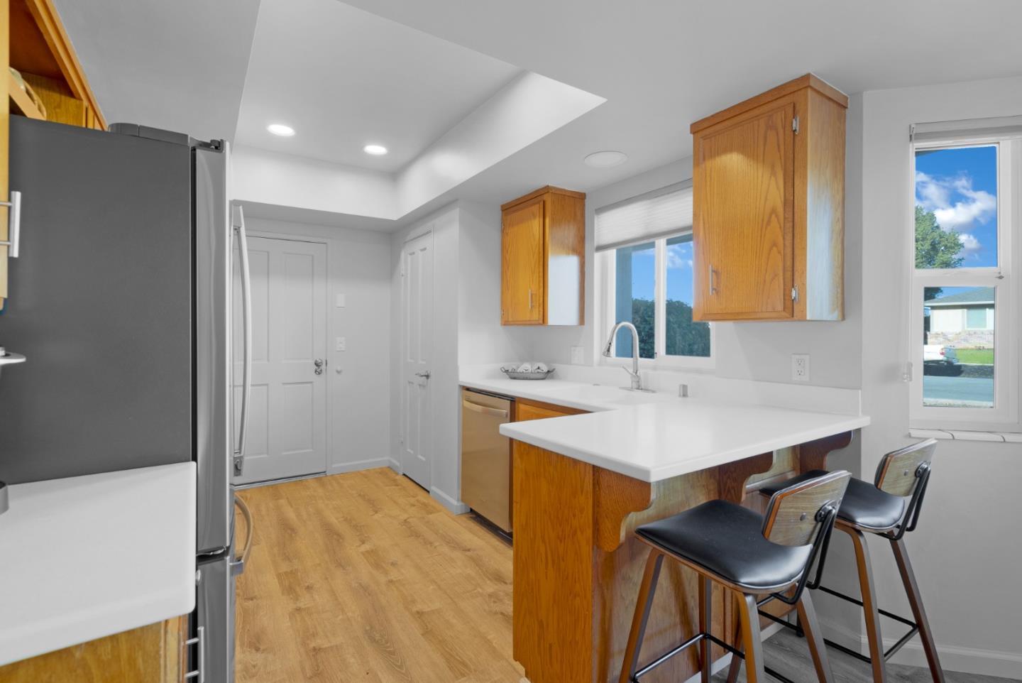 Detail Gallery Image 22 of 78 For 120 Marks Dr, Hollister,  CA 95023 - 2 Beds | 2 Baths
