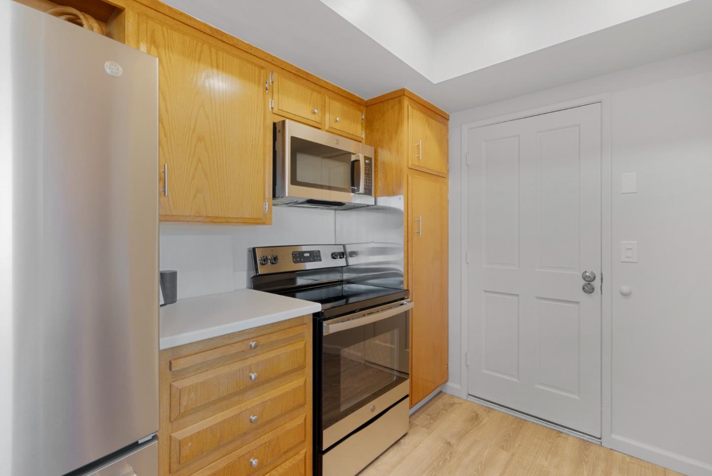 Detail Gallery Image 26 of 78 For 120 Marks Dr, Hollister,  CA 95023 - 2 Beds | 2 Baths