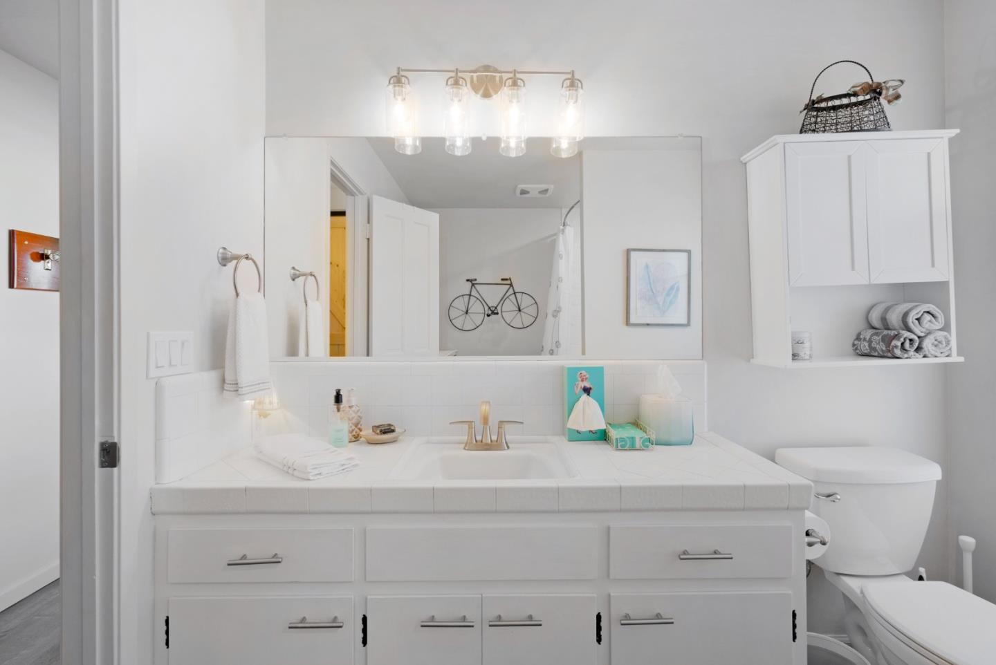 Detail Gallery Image 42 of 78 For 120 Marks Dr, Hollister,  CA 95023 - 2 Beds | 2 Baths