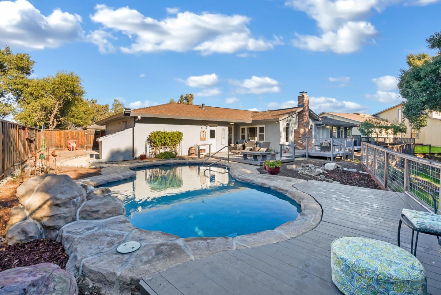 Detail Gallery Image 47 of 78 For 120 Marks Dr, Hollister,  CA 95023 - 2 Beds | 2 Baths