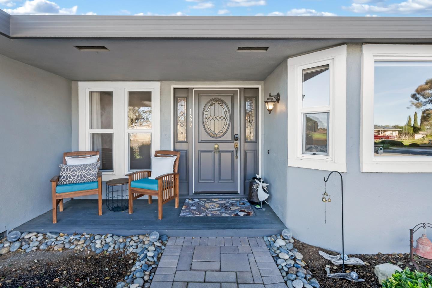 Detail Gallery Image 5 of 78 For 120 Marks Dr, Hollister,  CA 95023 - 2 Beds | 2 Baths