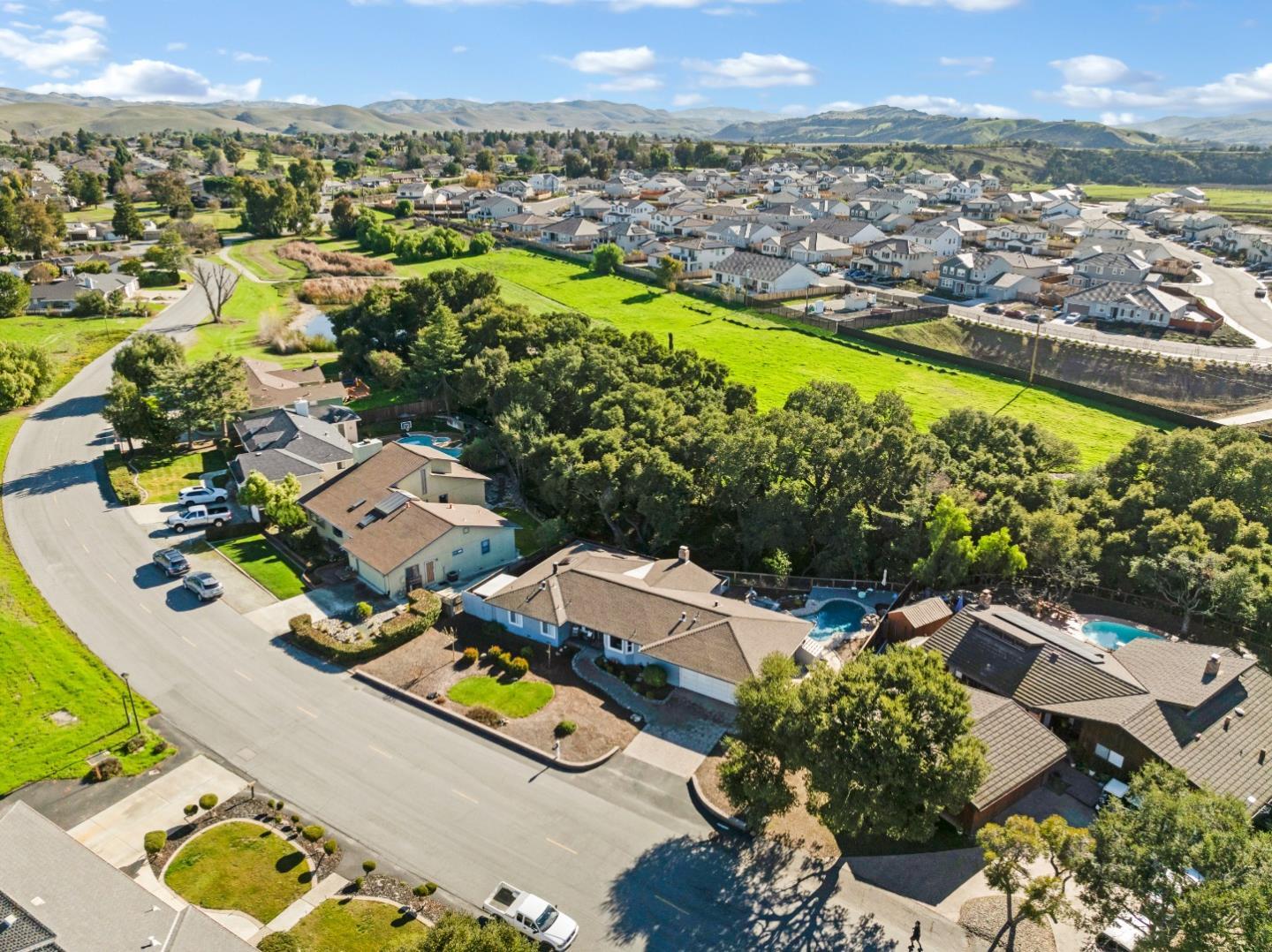 Detail Gallery Image 75 of 78 For 120 Marks Dr, Hollister,  CA 95023 - 2 Beds | 2 Baths