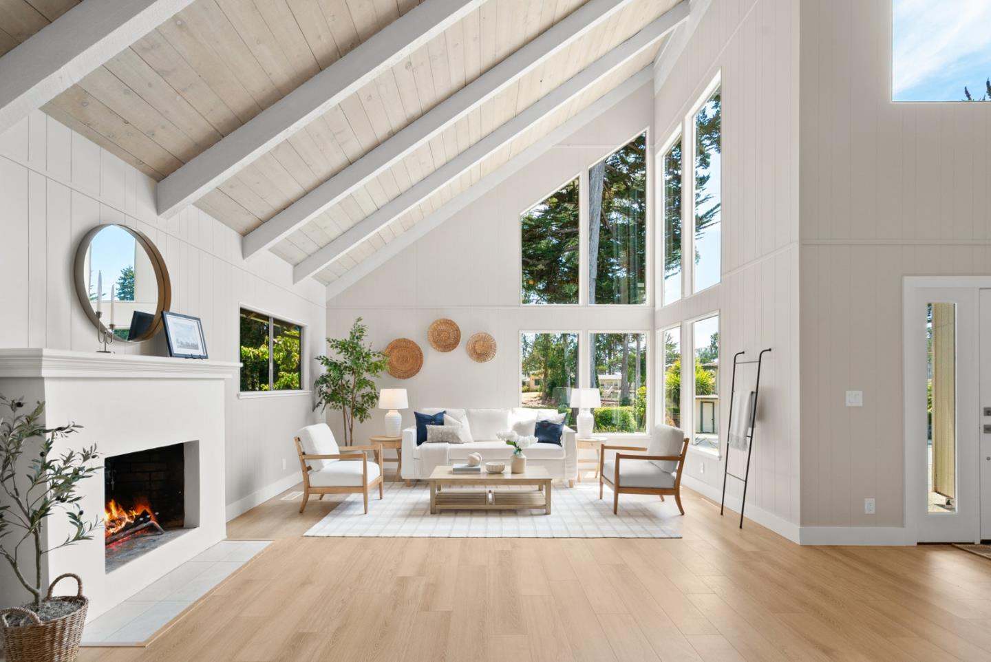Detail Gallery Image 10 of 67 For 405 Dorsey Ave, Aptos,  CA 95003 - 3 Beds | 2 Baths