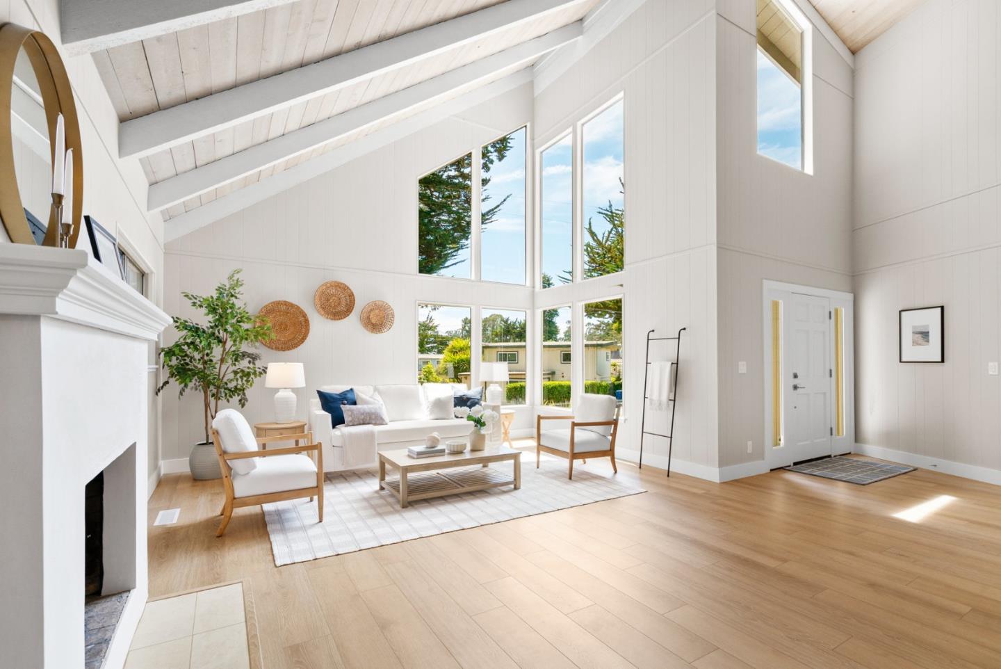 Detail Gallery Image 11 of 67 For 405 Dorsey Ave, Aptos,  CA 95003 - 3 Beds | 2 Baths