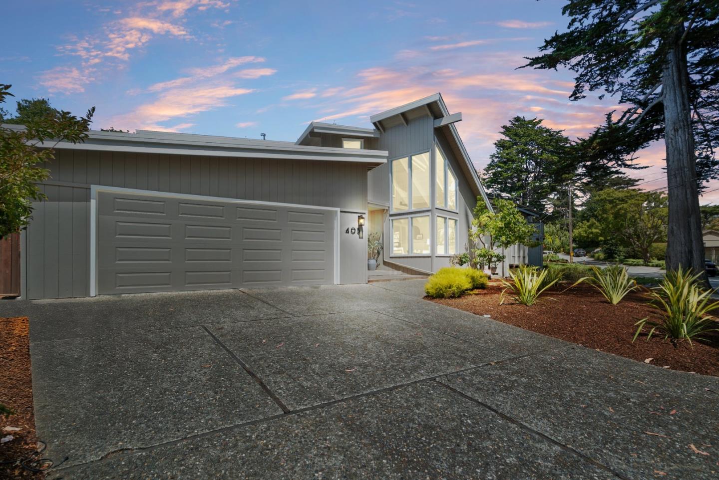 Detail Gallery Image 2 of 67 For 405 Dorsey Ave, Aptos,  CA 95003 - 3 Beds | 2 Baths