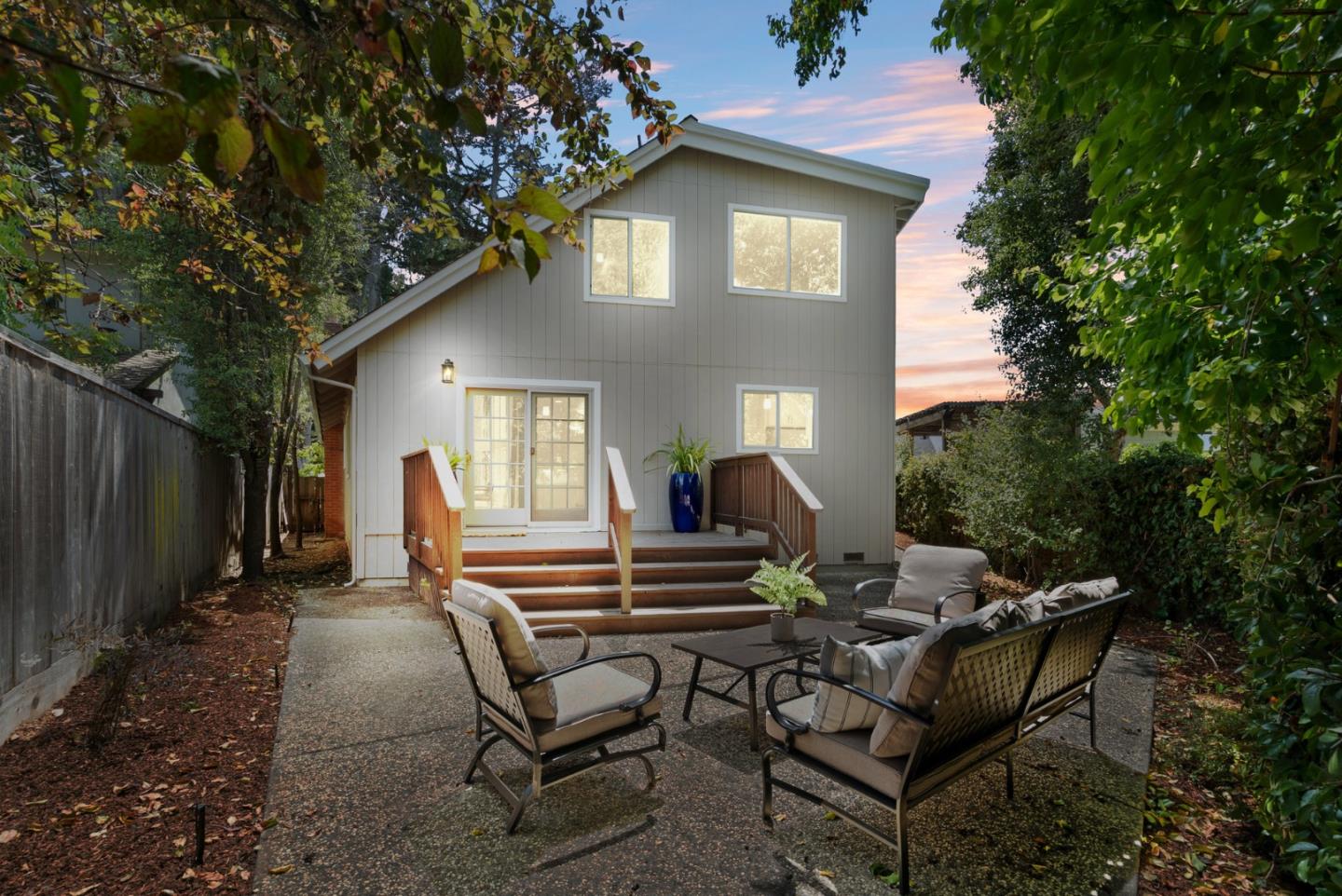 Detail Gallery Image 3 of 67 For 405 Dorsey Ave, Aptos,  CA 95003 - 3 Beds | 2 Baths