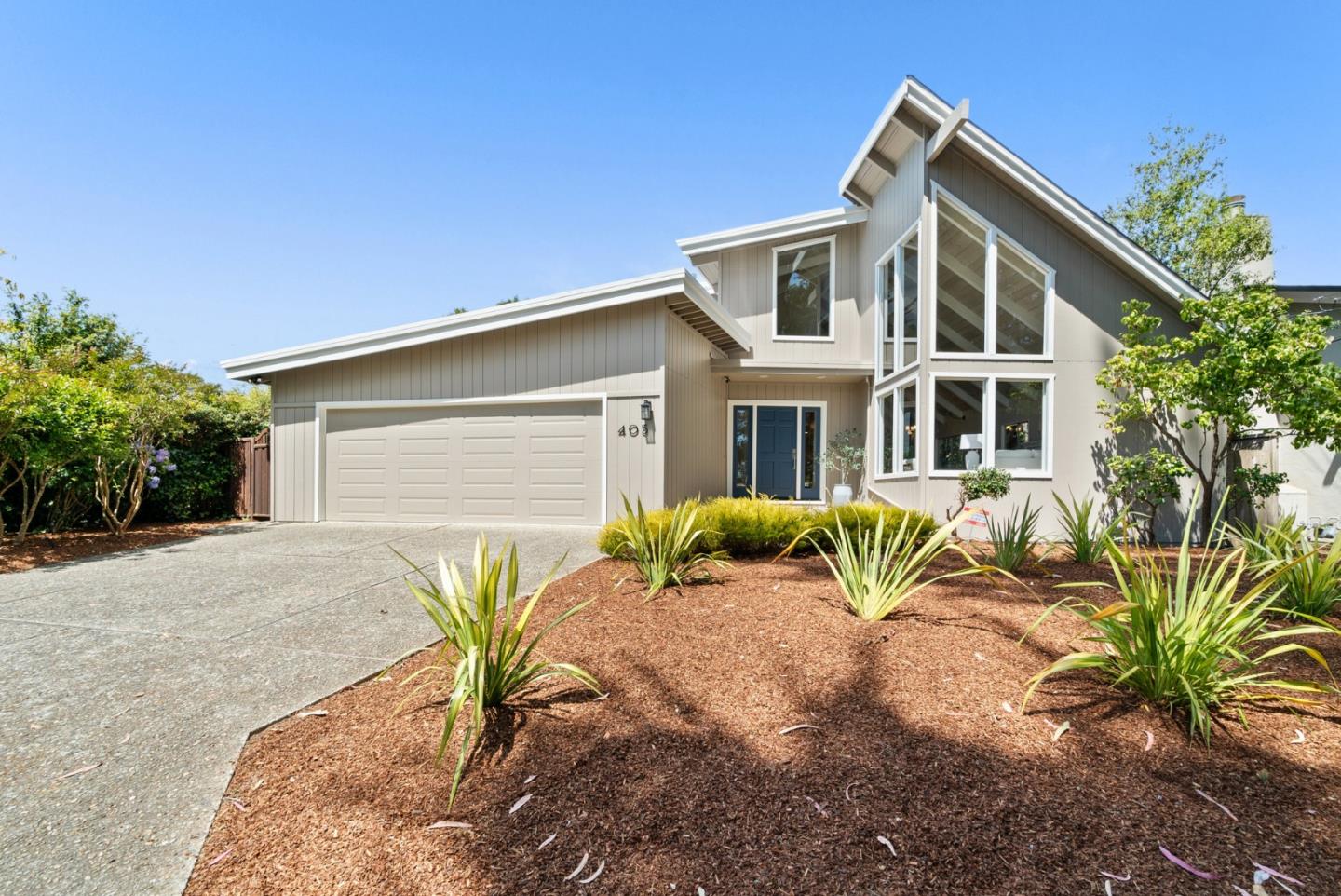 Detail Gallery Image 4 of 67 For 405 Dorsey Ave, Aptos,  CA 95003 - 3 Beds | 2 Baths