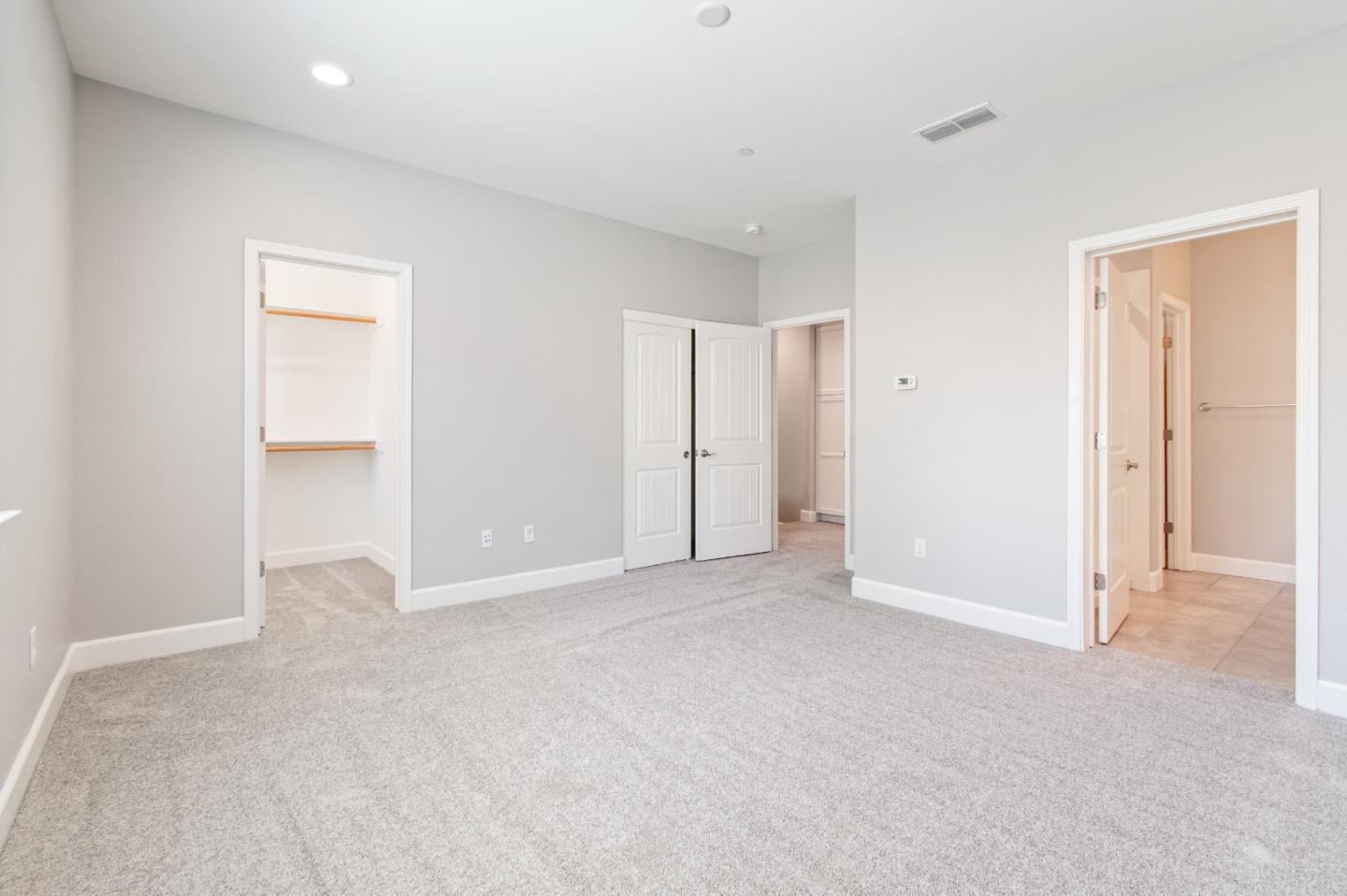 Detail Gallery Image 10 of 22 For 905 Tierney Pl, Martinez,  CA 94553 - 3 Beds | 2/1 Baths