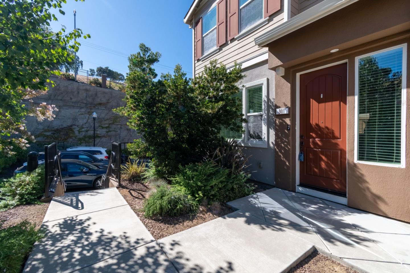 Detail Gallery Image 35 of 42 For 901 Tierney Pl, Martinez,  CA 94553 - 4 Beds | 3/1 Baths