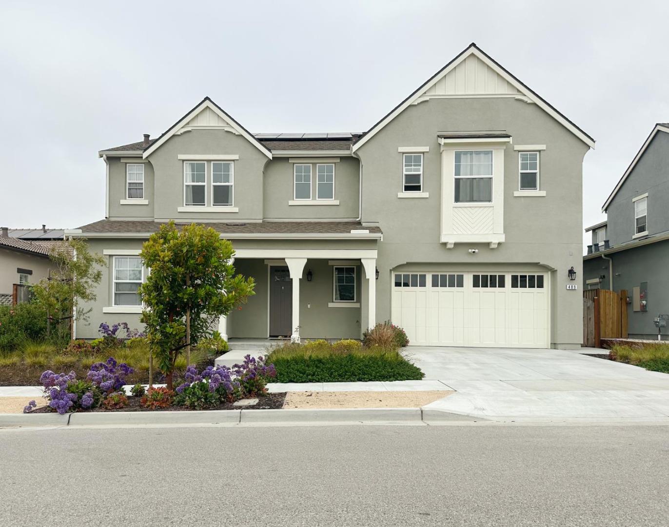 Detail Gallery Image 1 of 41 For 489 Russell Way, Marina,  CA 93933 - 6 Beds | 4 Baths
