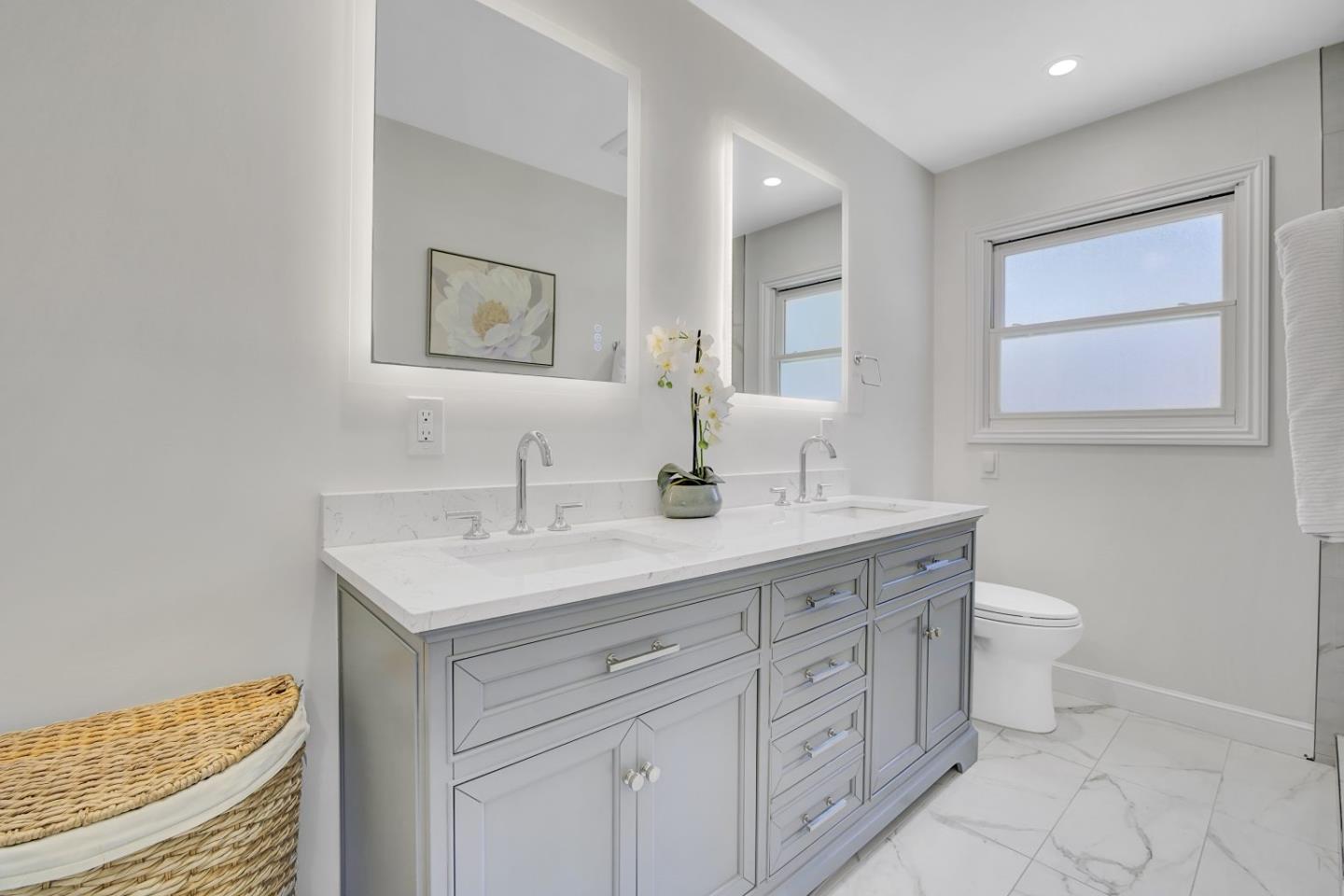 Detail Gallery Image 27 of 88 For 667 Cuesta Dr, Los Altos,  CA 94024 - 6 Beds | 3 Baths