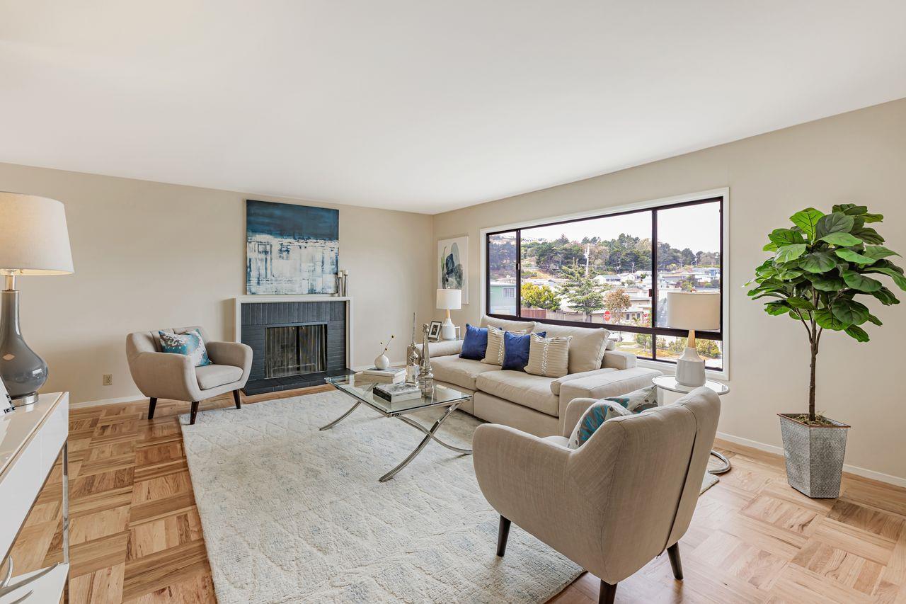 Detail Gallery Image 10 of 49 For 449 Alta Vista Dr, South San Francisco,  CA 94080 - 4 Beds | 2 Baths