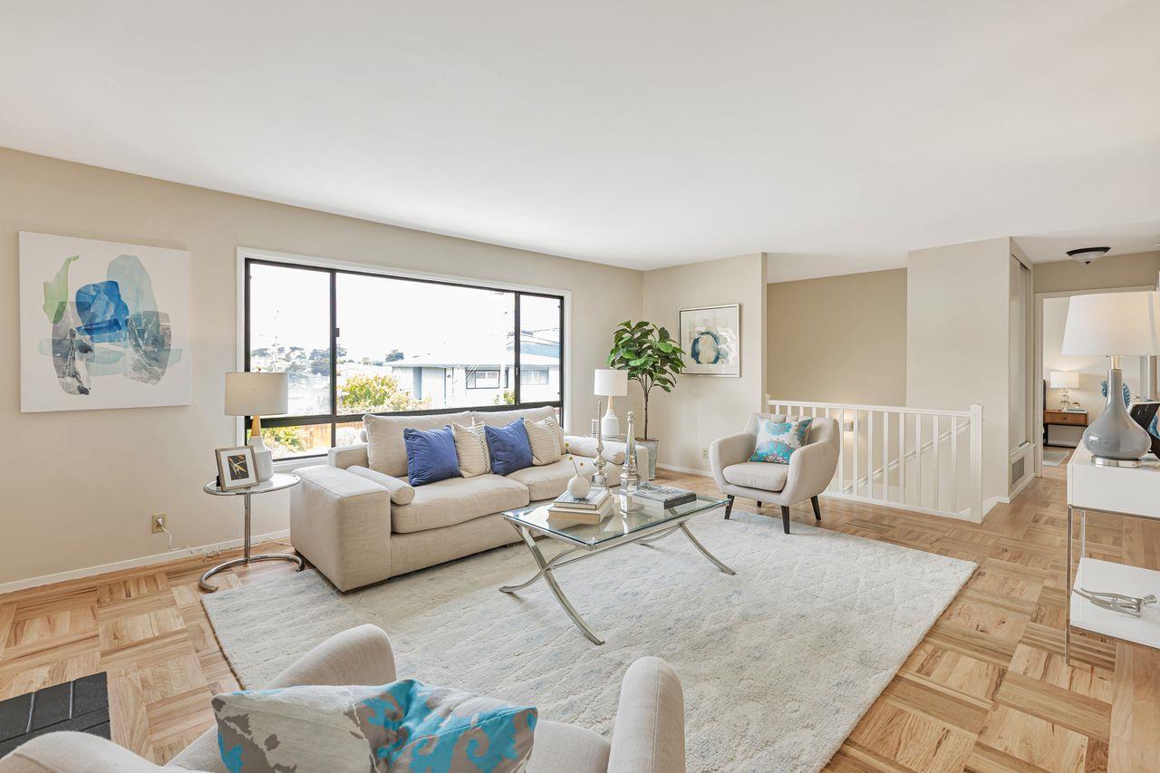 Detail Gallery Image 12 of 49 For 449 Alta Vista Dr, South San Francisco,  CA 94080 - 4 Beds | 2 Baths